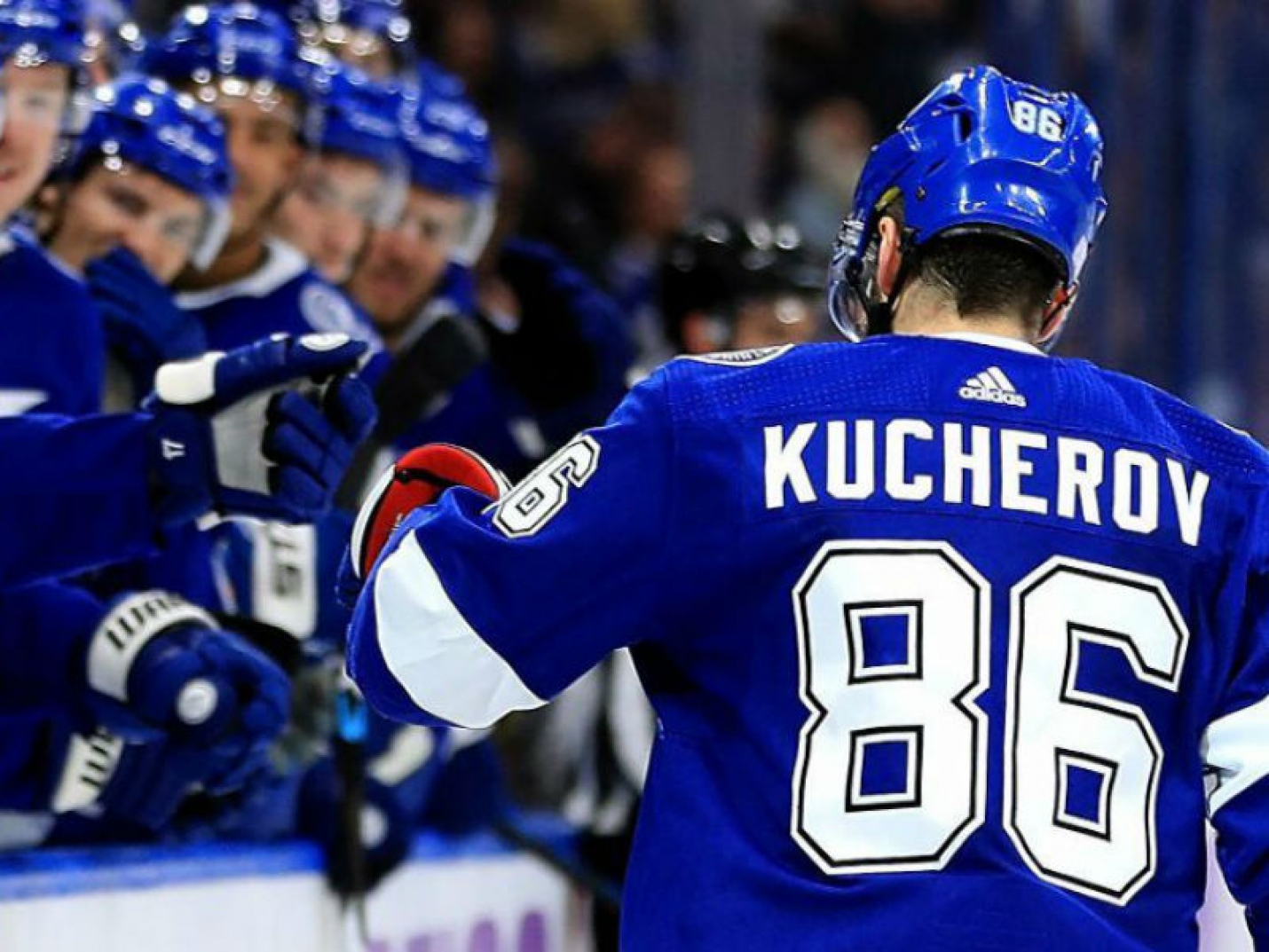 Кучеров сравнялся с Буре в списке лучших бомбардиров плей-офф НХЛ среди российских хоккеистов